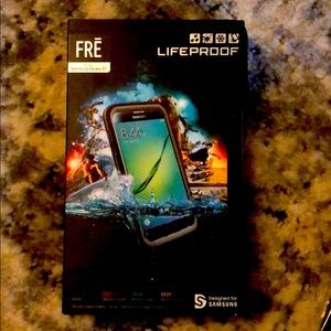 Life proof phone case